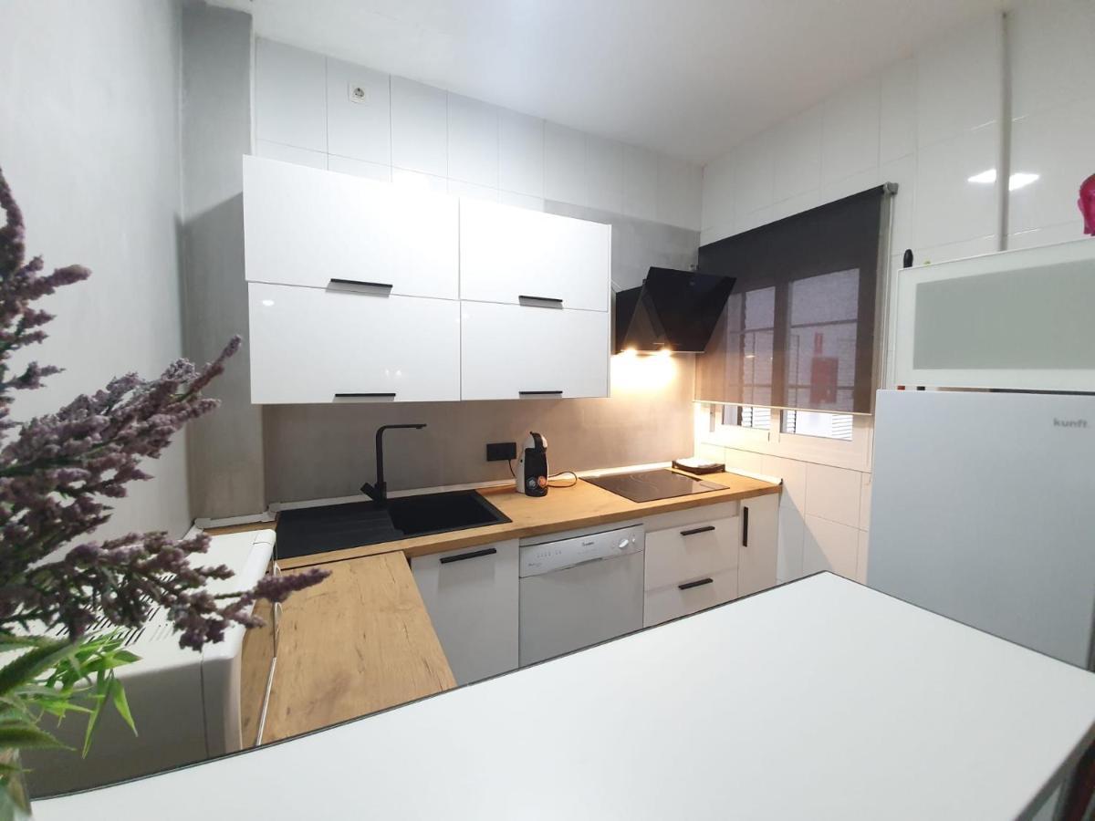 Apartamentos Alamos Малага Экстерьер фото